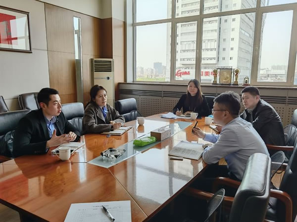 歷下區投資促進局、泉城路街道辦事處到山東省輕工業供銷有限公司進行走訪調研