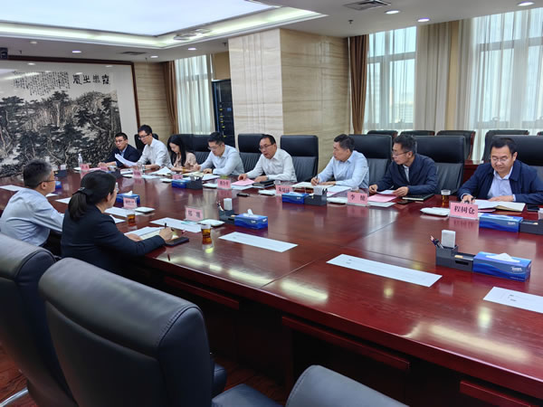 山東國投公司黨委副書記、董事、總經理董合平督導輕工供銷公司治理體系建設情況